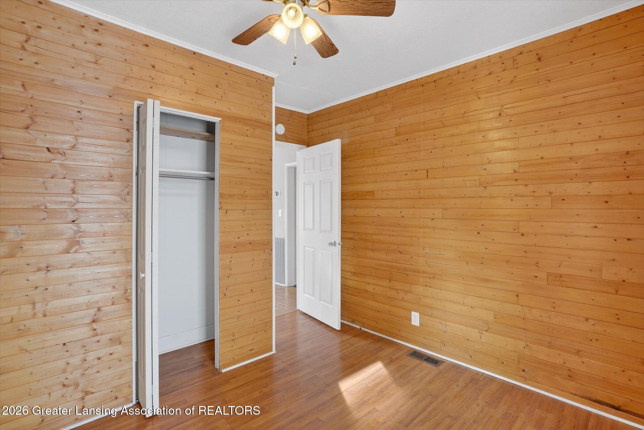 715 South Cochran Road Charlotte, MI 48813 - Photo 29 of 39 25-715 S Cochran Rd Charlotte-Windowstil