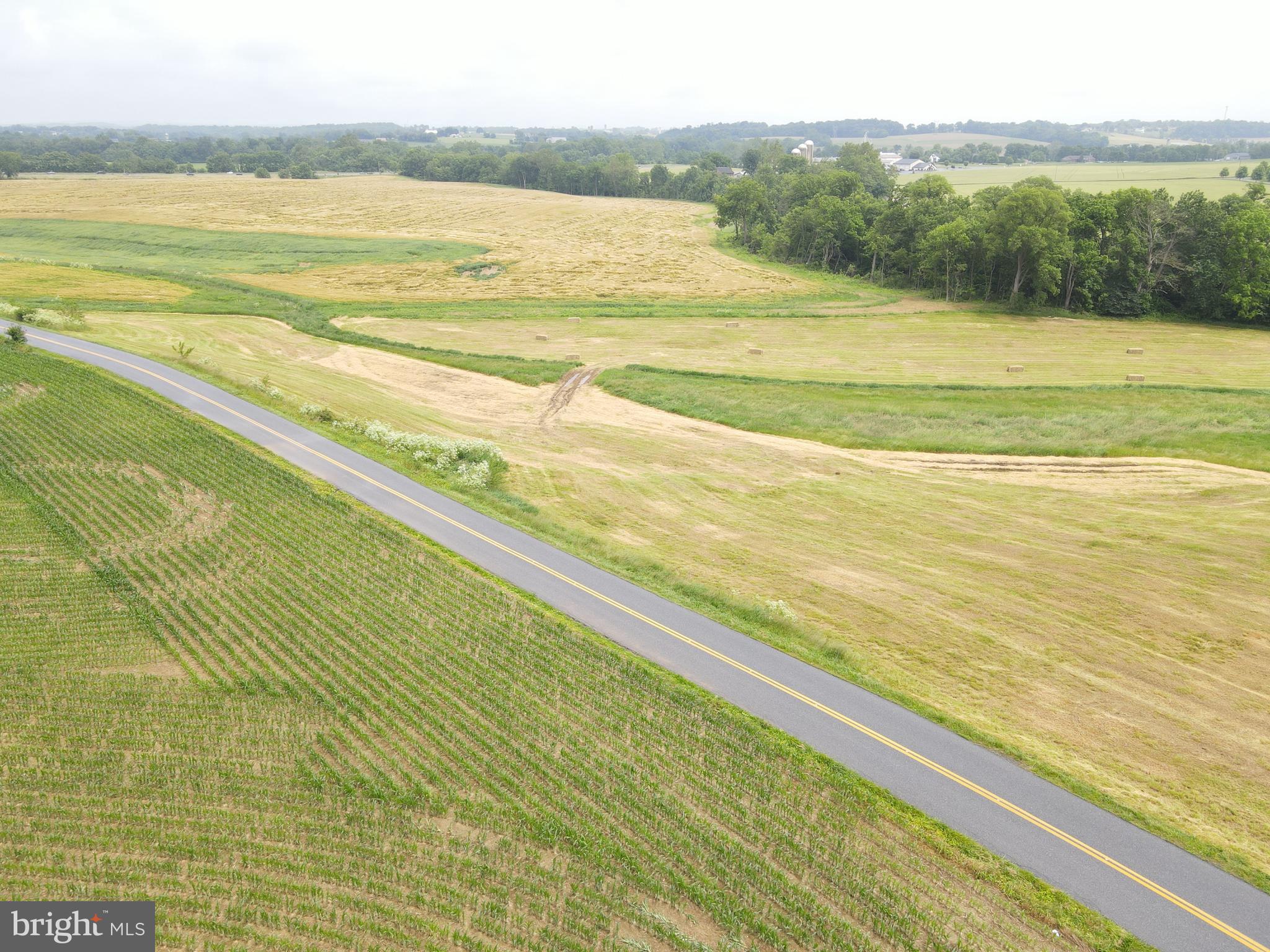 180 Range Road Mount Joy, PA 17552 - Photo 53 of 75 a view of an ocean and beach