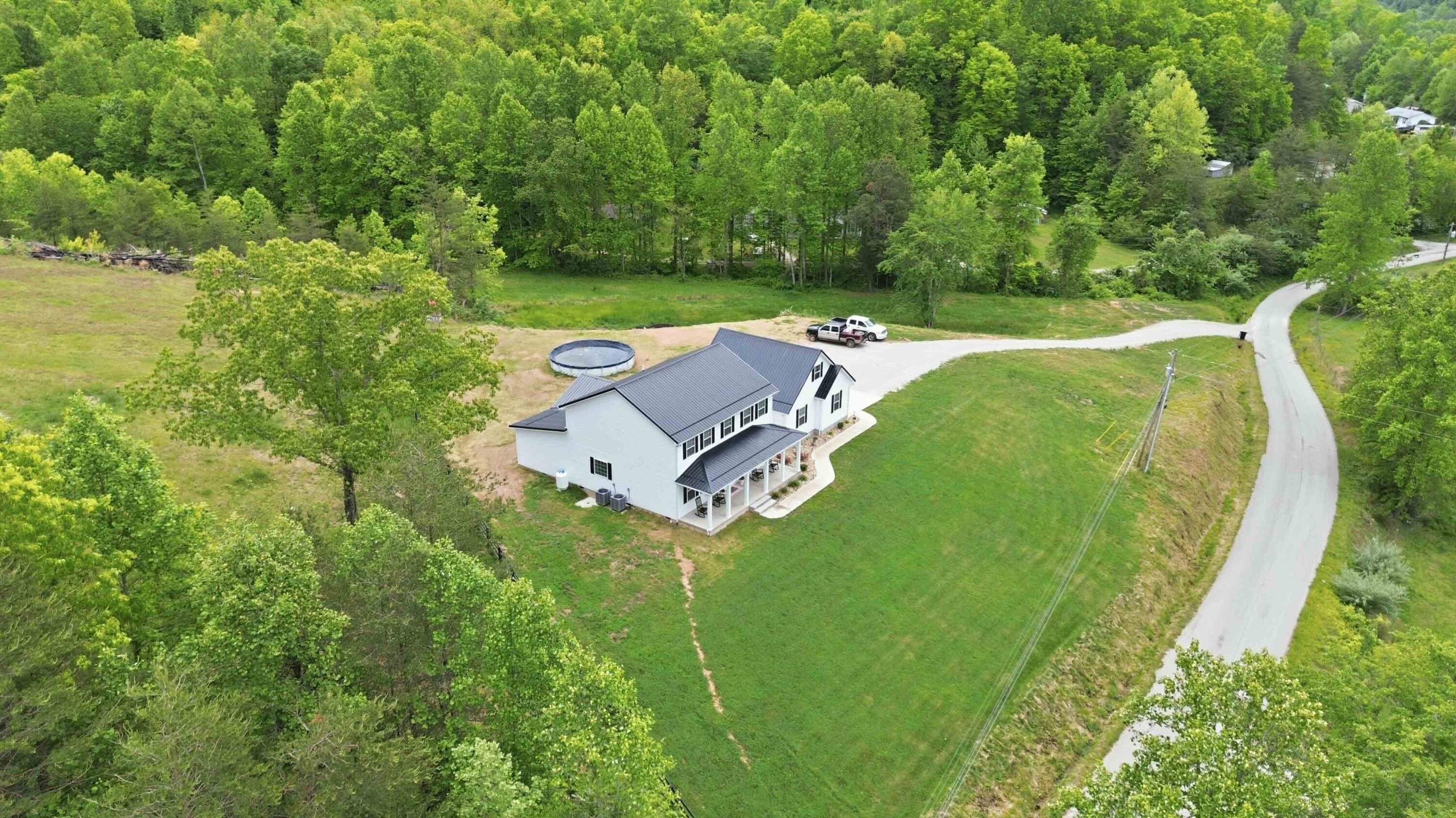 2604 Upper Rader Road Manchester, KY 40962 - Photo 66 of 82 056