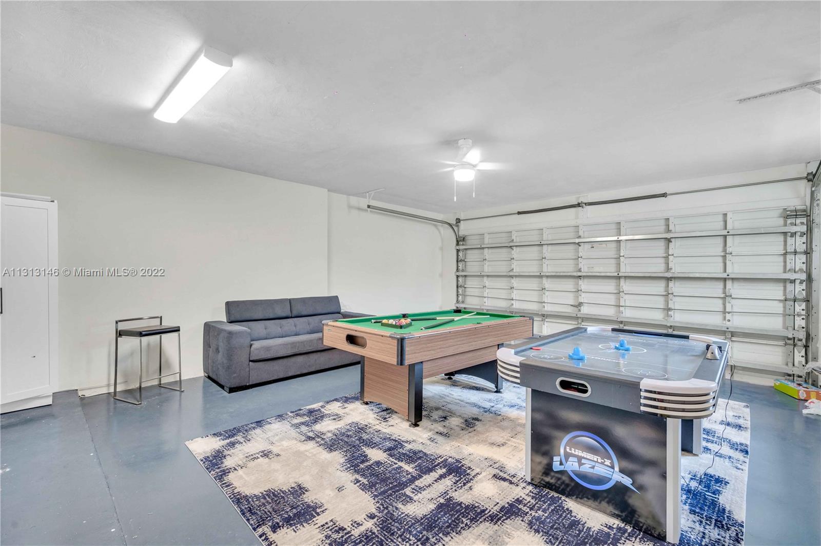 4901 West Park Road Hollywood, FL 33021 - Photo 12 of 28