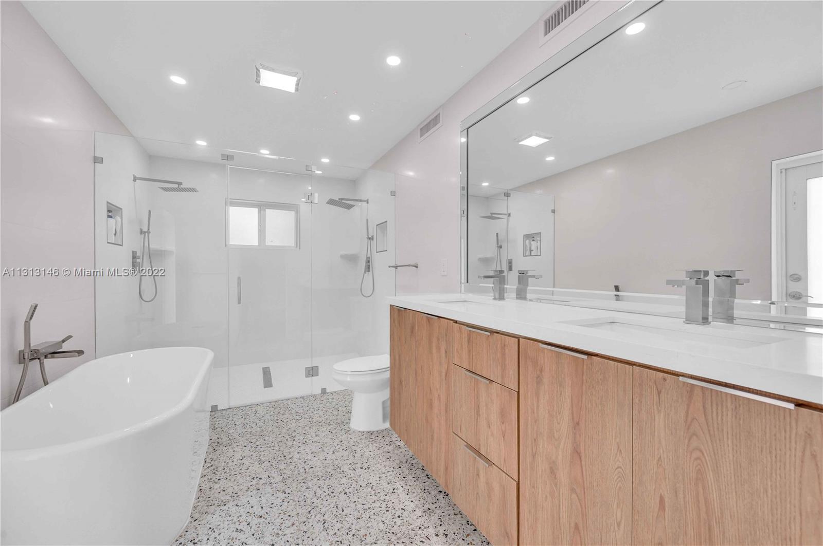 4901 West Park Road Hollywood, FL 33021 - Photo 17 of 28