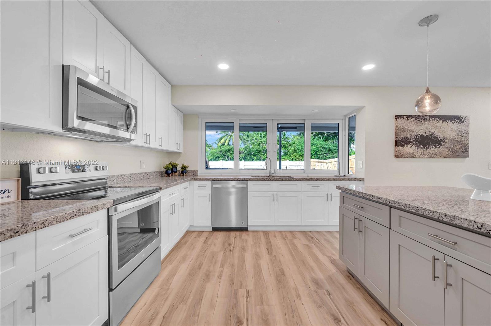 4901 West Park Road Hollywood, FL 33021 - Photo 2 of 28