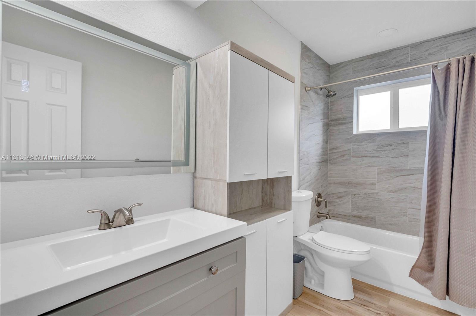 4901 West Park Road Hollywood, FL 33021 - Photo 22 of 28