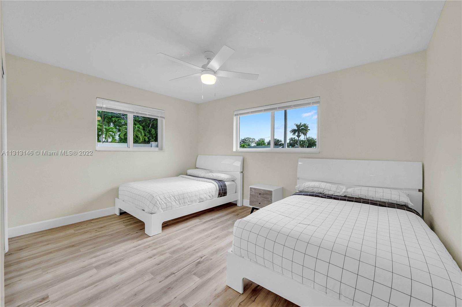 4901 West Park Road Hollywood, FL 33021 - Photo 23 of 28