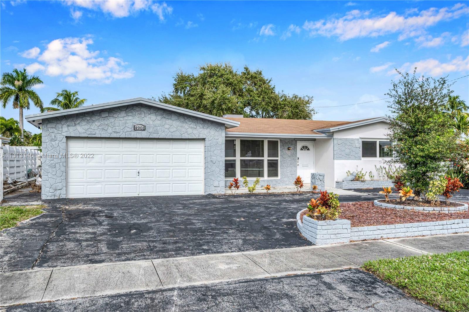 4901 West Park Road Hollywood, FL 33021 - Photo 28 of 28