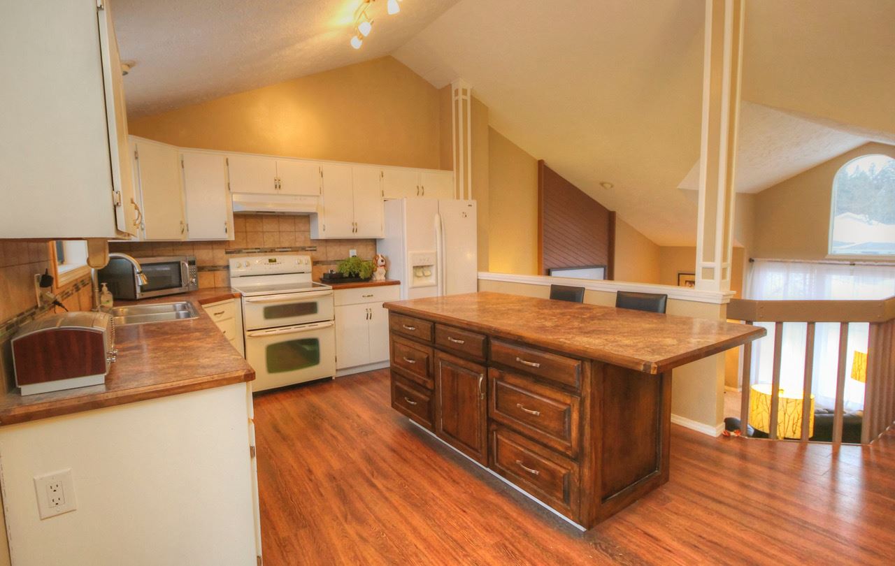 5304 West Ridgecrest Drive Spokane, WA 99208 - Photo 6 of 18 Gallery Image 6