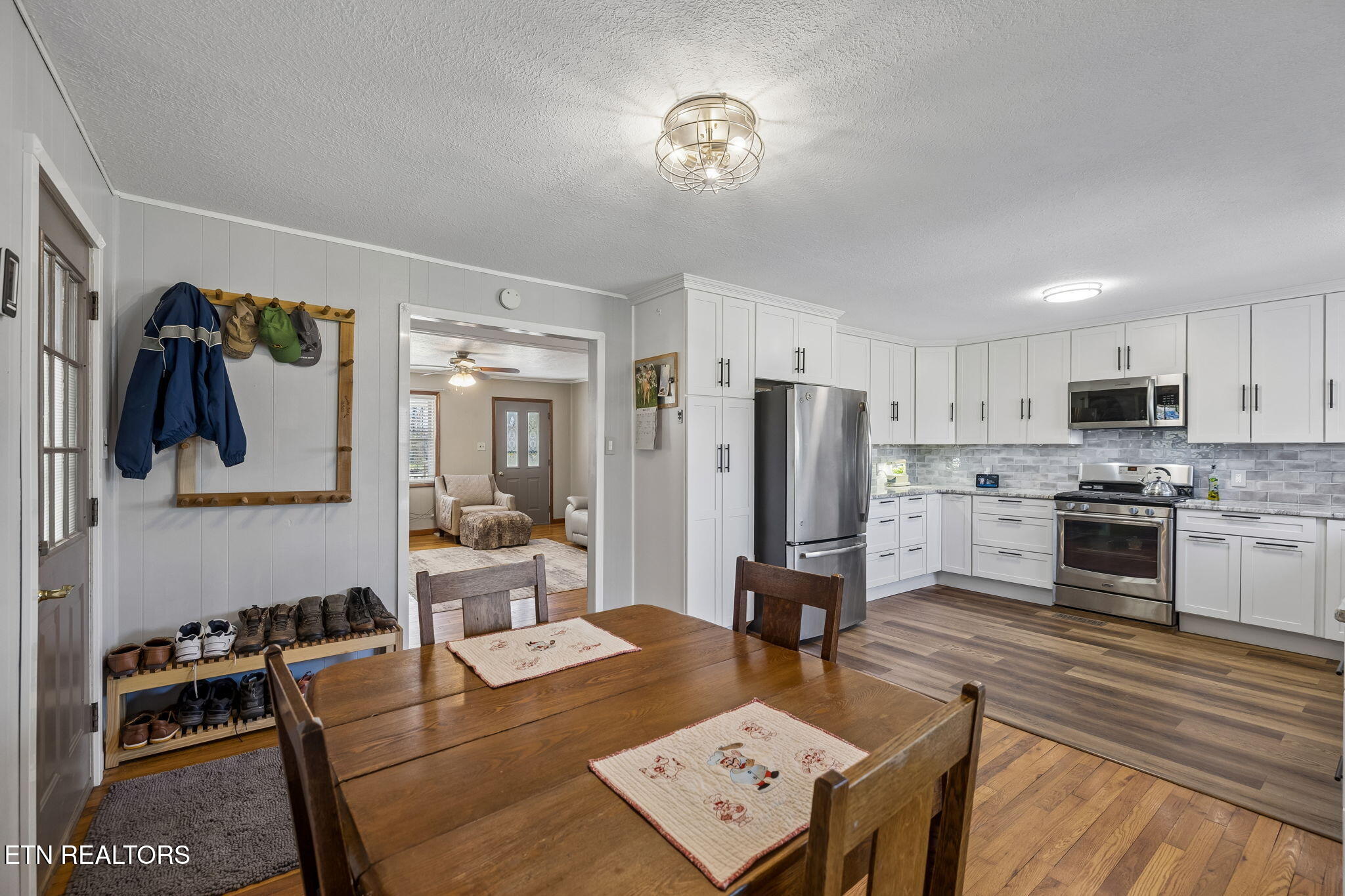 704 Pea Ridge Road Sunbright, TN 37872 - Photo 23 of 54 24-704 Pea Ridge Rd - 024