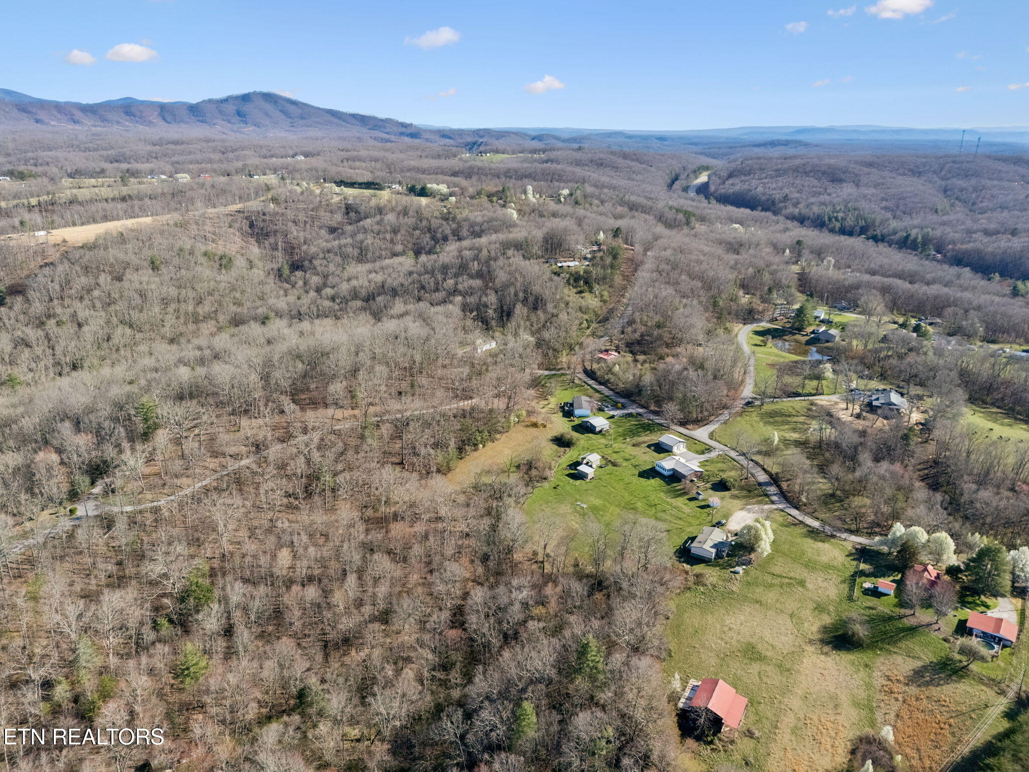 704 Pea Ridge Road Sunbright, TN 37872 - Photo 45 of 54 52-704 Pea Ridge Rd - 052