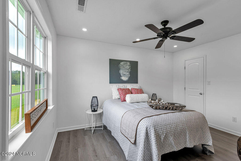 684 Batchelor Road Richlands, NC 28574 - Photo 26 of 44 MasterBed