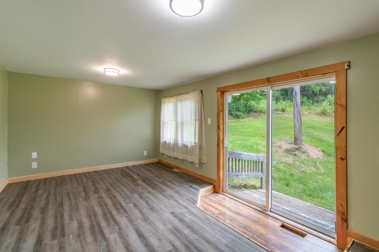 280 Fontaine Road Derby, VT 05872 - Photo 5 of 35