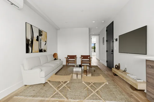 $1,175,000 | 256 Putnam Avenue, Unit 4PH | Bedford-Stuyvesant