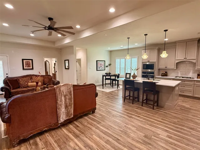 $475,000 | 9531 Galveston Street, Wallis, TX 77485