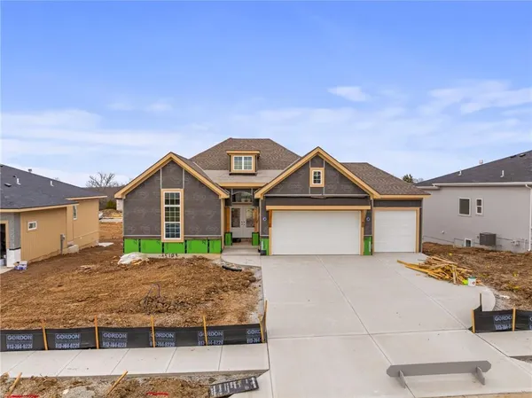$669,950 | 25104 West 141st Terrace, Olathe, KS 66061