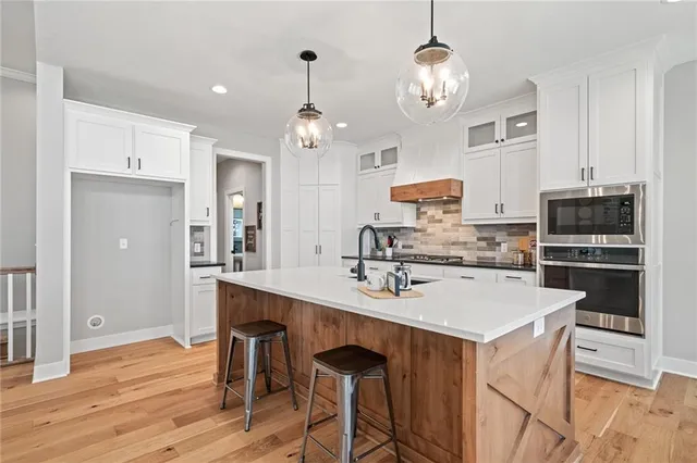 $669,950 | 25104 West 141st Terrace, Olathe, KS 66061