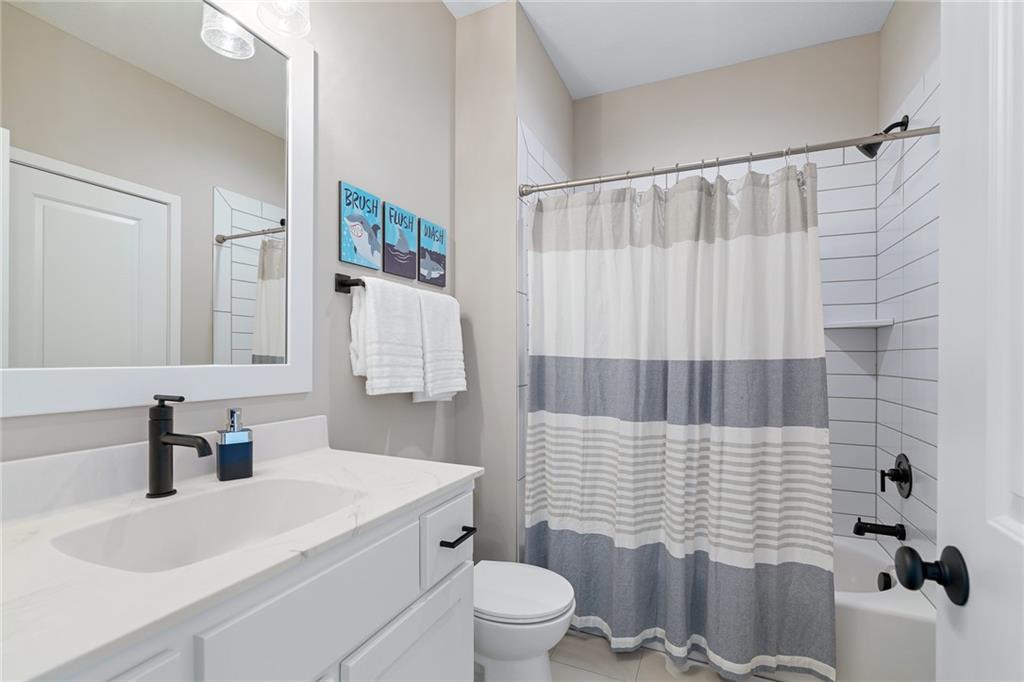 25104 West 141st Terrace Olathe, KS 66061 - Photo 35 of 47