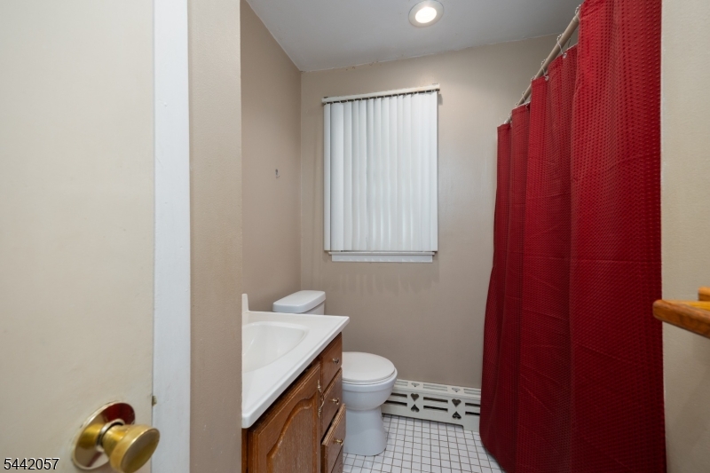 103 Alturas Road Vernon, NJ 07422 - Photo 10 of 18