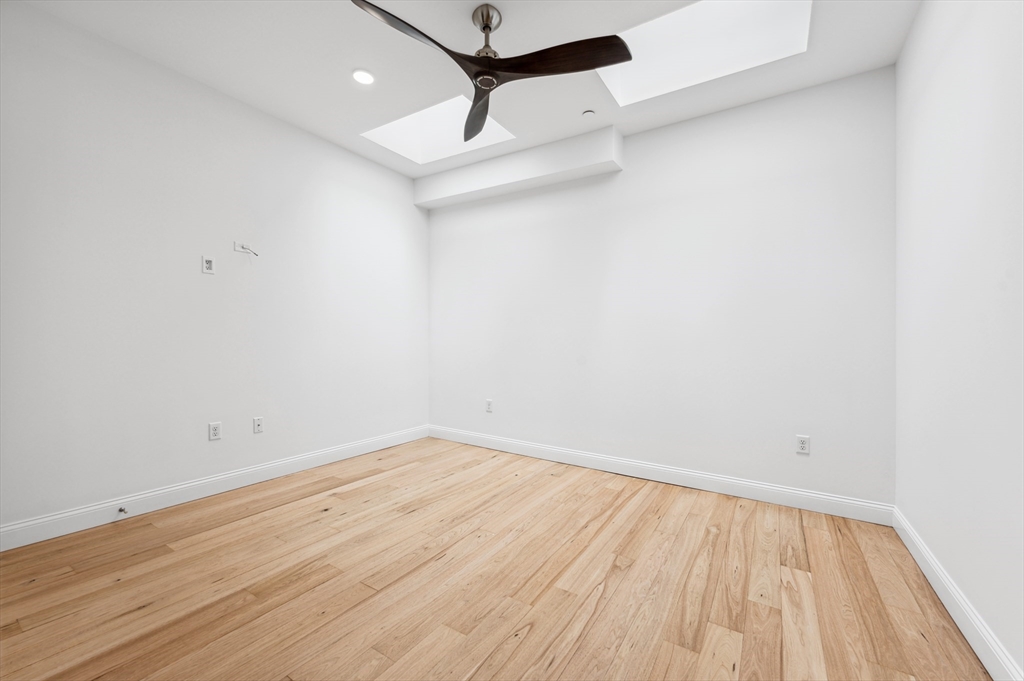 170 West Broadway, Unit 403 Boston, MA 02127 - Photo 17 of 20