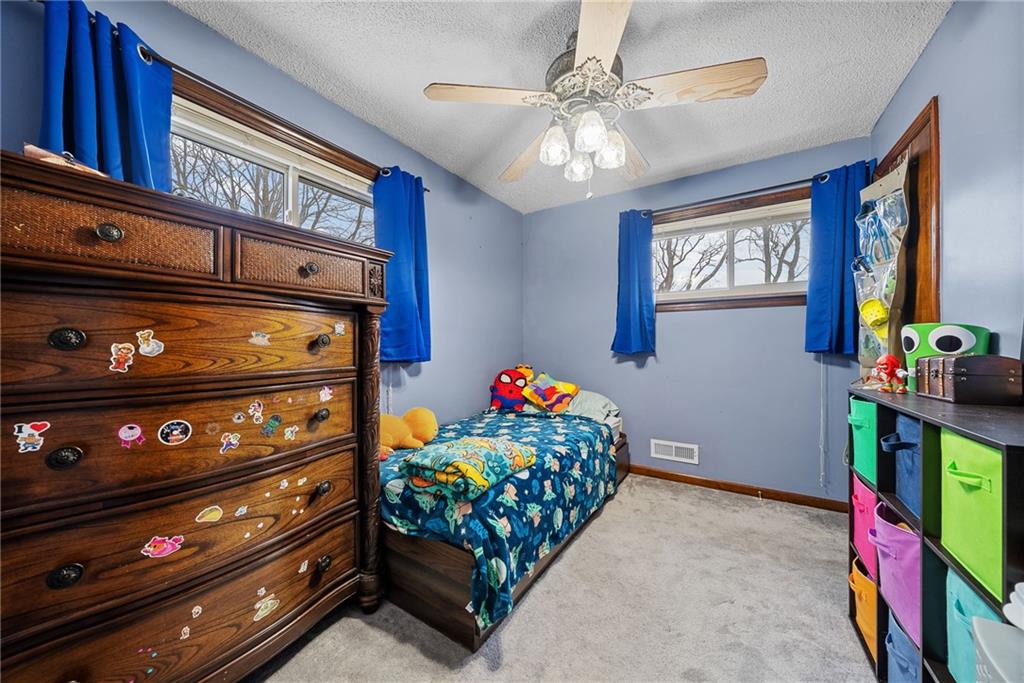 1755 Hallowell Street Pittsburgh, PA 15210 - Photo 30 of 44