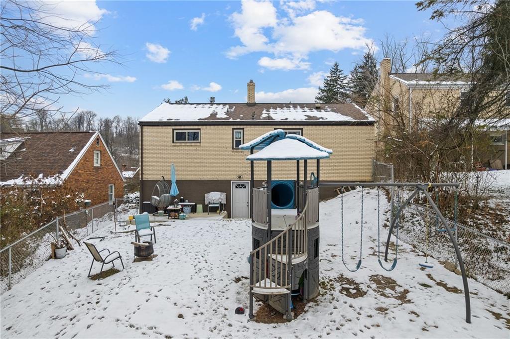 1755 Hallowell Street Pittsburgh, PA 15210 - Photo 36 of 44