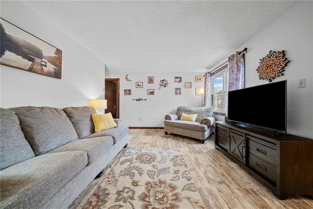 1755 Hallowell Street Pittsburgh, PA 15210 - Photo 7 of 44