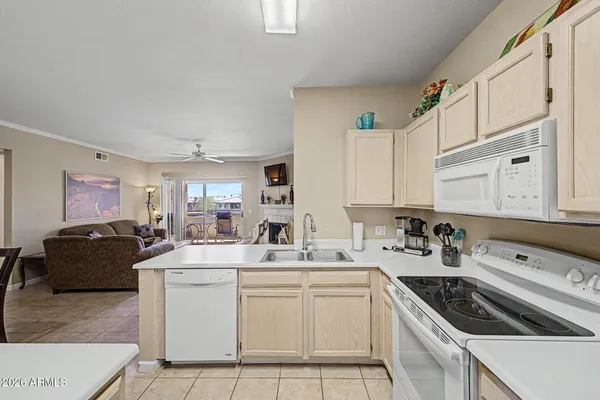$299,000 | 16013 South Desert Foothills Parkway, Unit 2156, Phoenix, AZ 85048