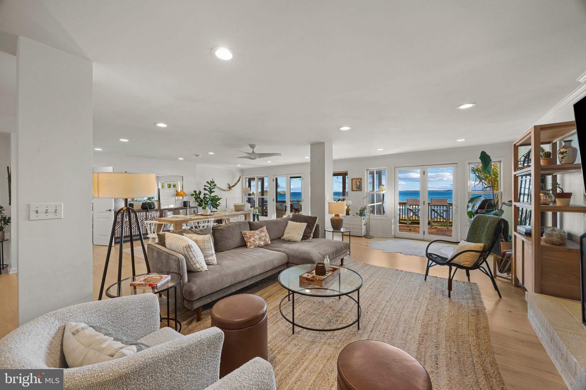 806 Monroe Manor Road Stevensville, MD 21619 - Photo 5 of 41 a living room with furniture and a wooden floor