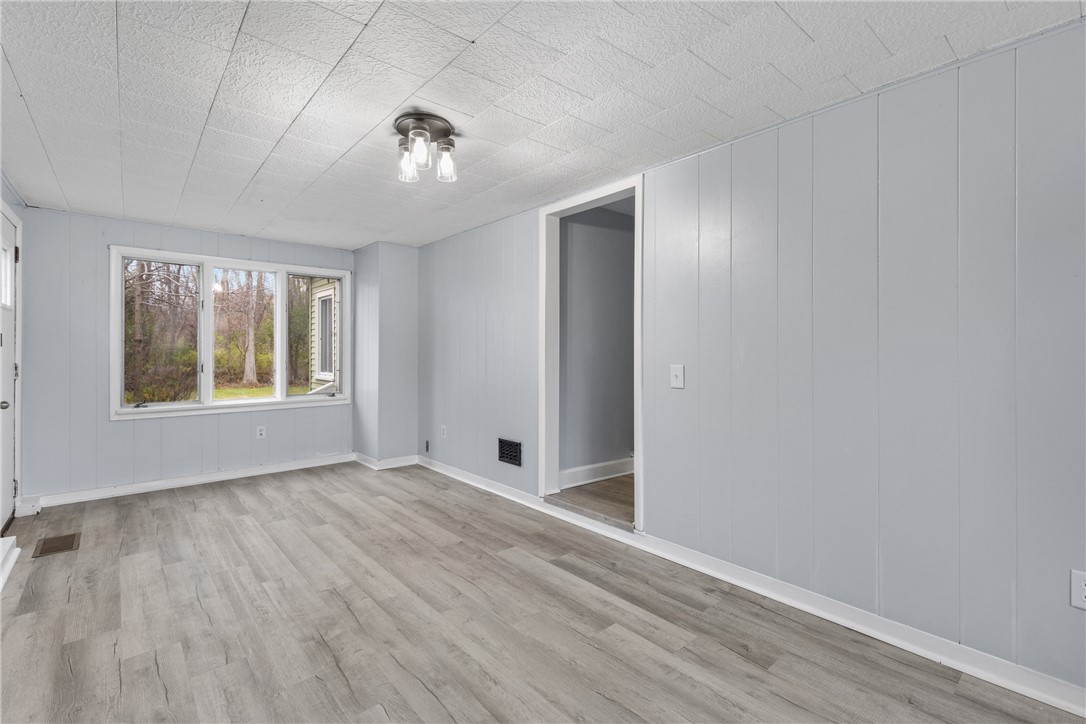 753 Webster Road Webster, NY 14580 - Photo 15 of 31