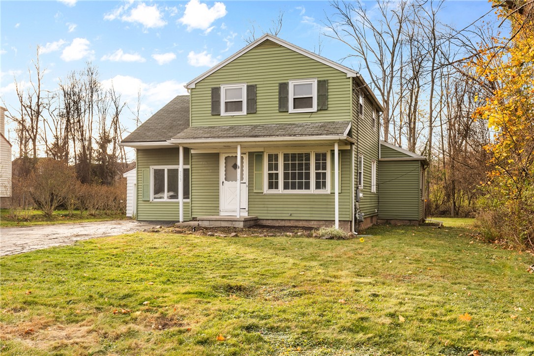 753 Webster Road Webster, NY 14580 - Photo 2 of 31