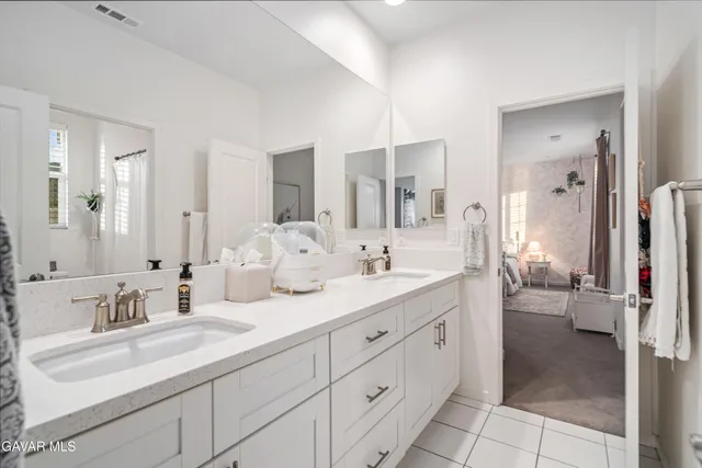 $999,900 | 7005 Hartford Lane, Palmdale, CA 93551