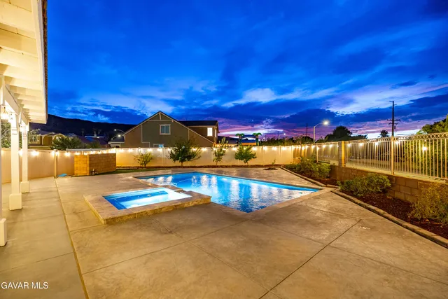 $999,900 | 7005 Hartford Lane, Palmdale, CA 93551