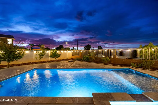 $999,900 | 7005 Hartford Lane, Palmdale, CA 93551