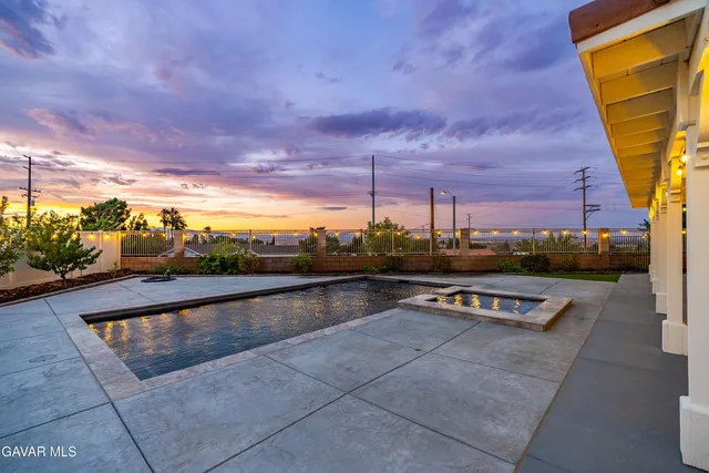 $999,900 | 7005 Hartford Lane, Palmdale, CA 93551