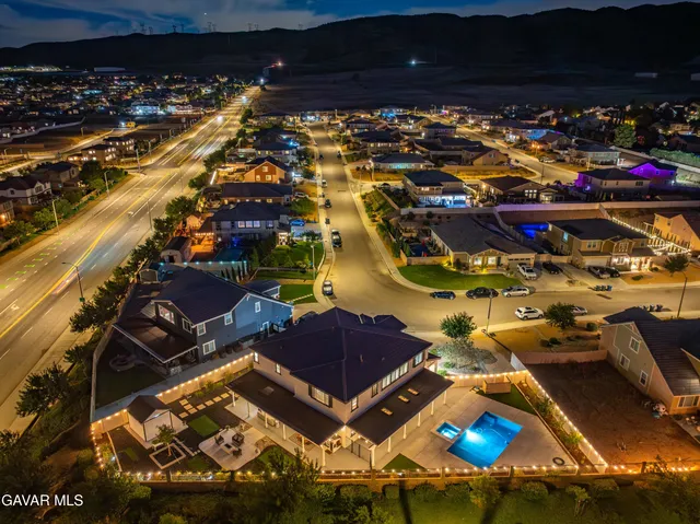 $999,900 | 7005 Hartford Lane, Palmdale, CA 93551