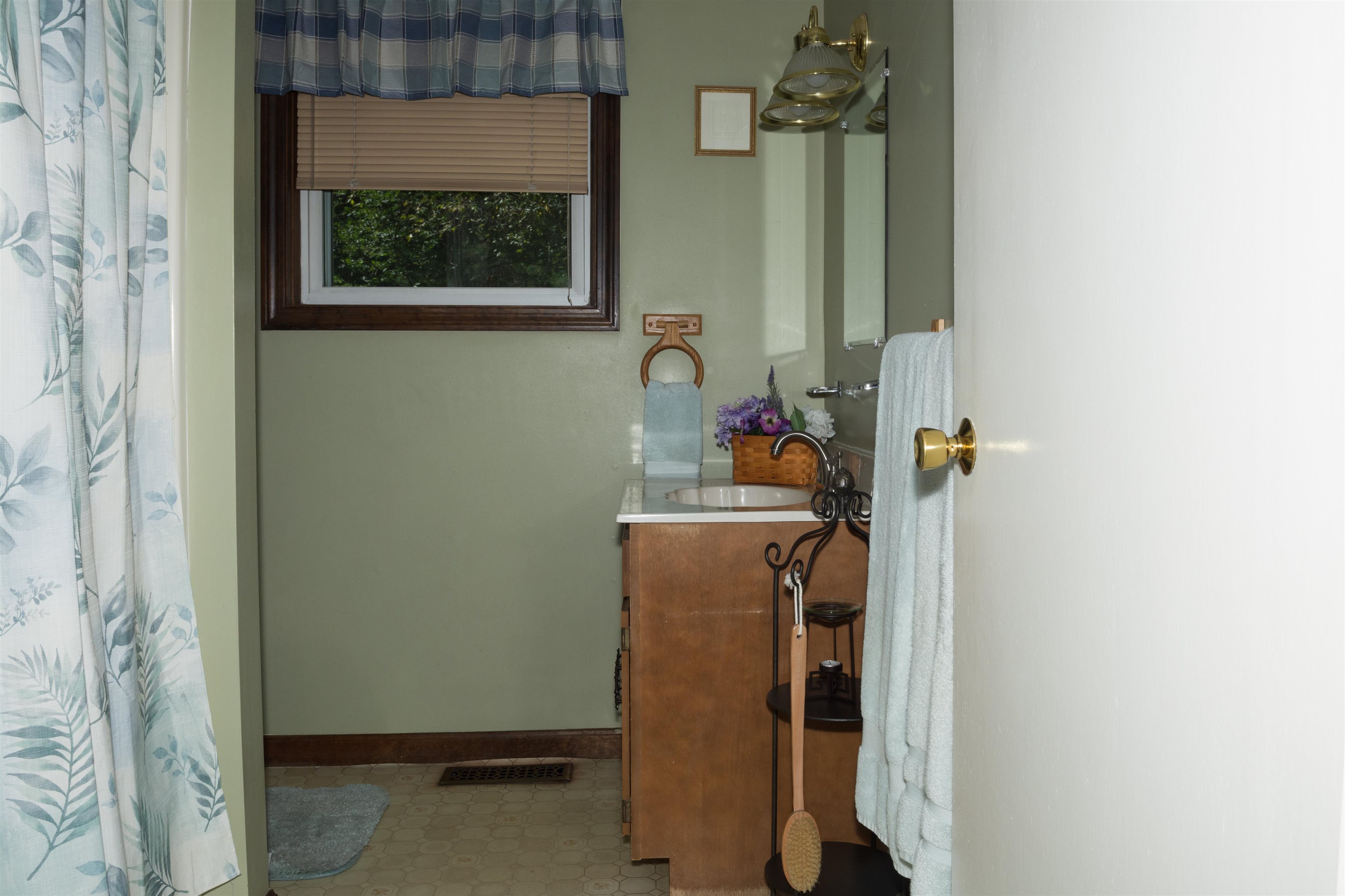 68 Denny Hill Road Warner, NH 03278 - Photo 10 of 30 Gallery Image 10