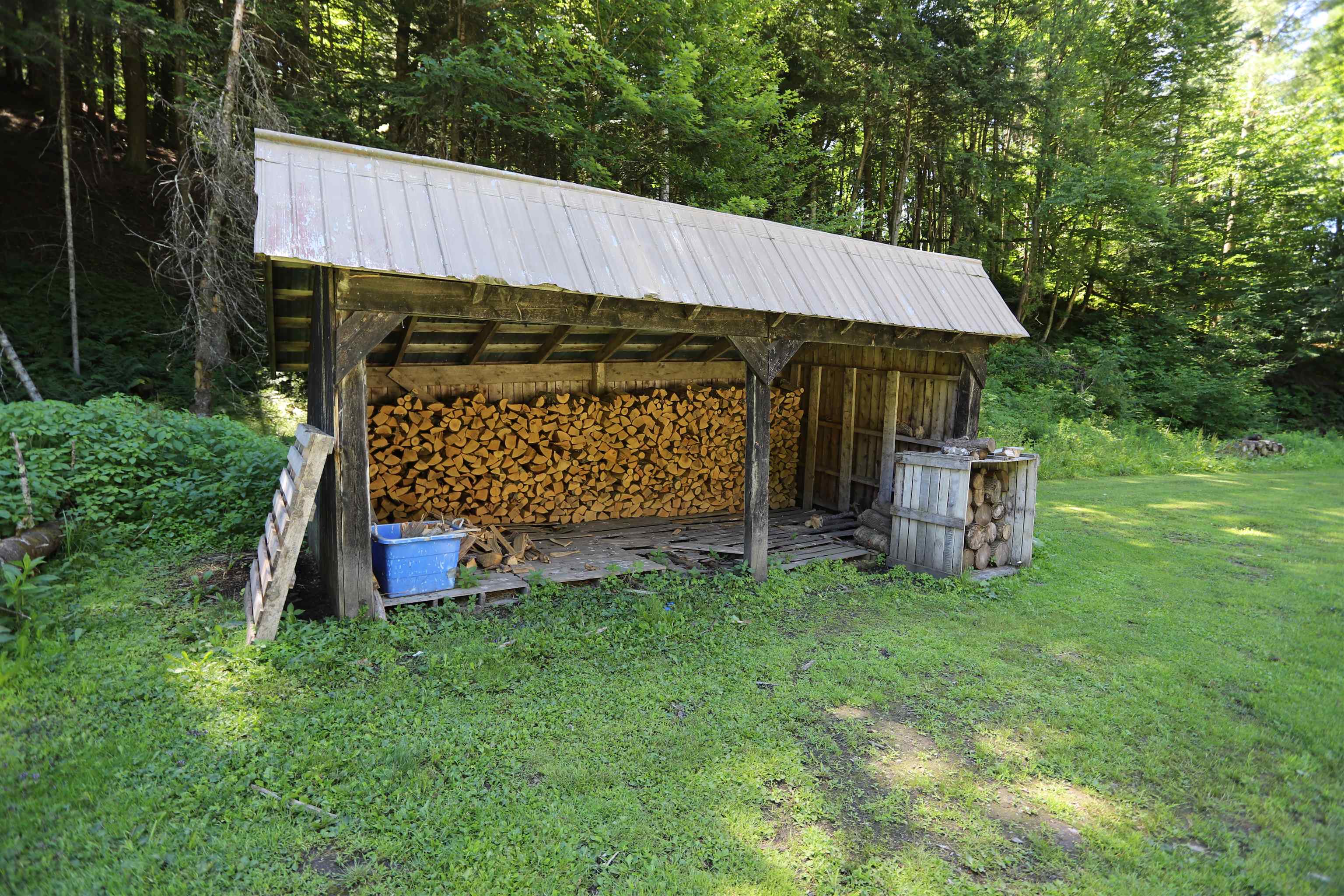 246 Ann Wilson Road Derby, VT 05829 - Photo 23 of 38