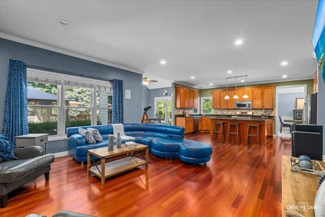 $600,000 | 25216 Round Barn Road, Plainfield, IL 60585