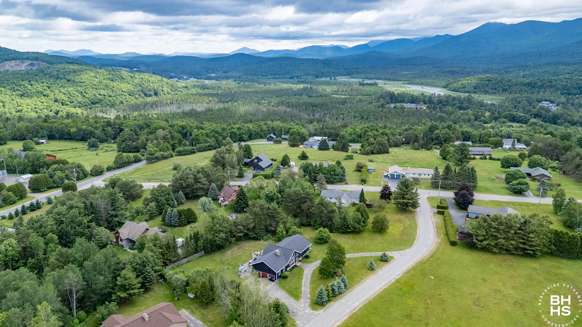 13 Meadow Road Saranac Lake, NY 12983 - Photo 46 of 51