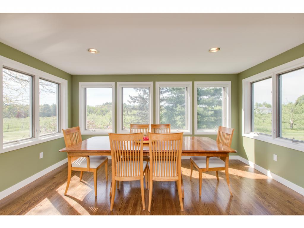 102 North Pepperell Road Hollis, NH 03049 - Photo 11 of 36
