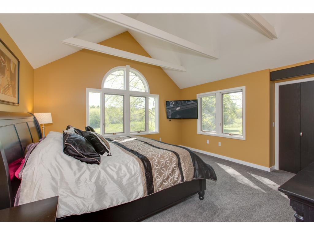 102 North Pepperell Road Hollis, NH 03049 - Photo 17 of 36