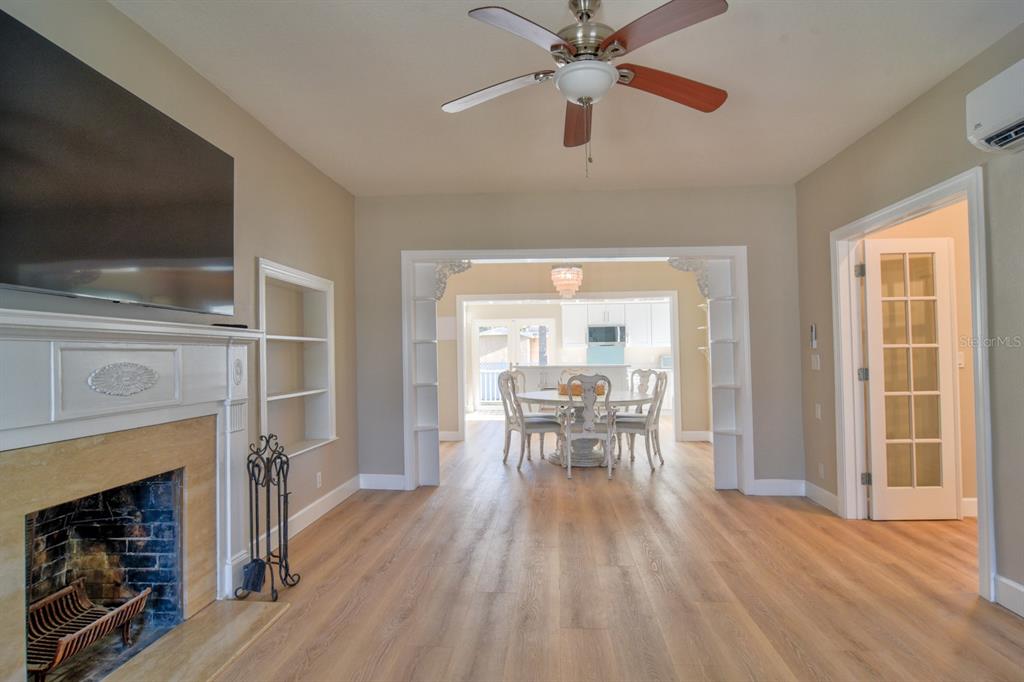 15565 Gulf Boulevard Redington Beach, FL 33708 - Photo 18 of 53