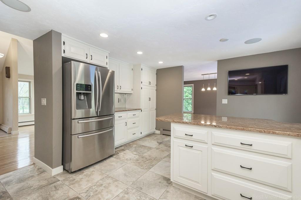28 Alexander Road Hopkinton, MA 01748 - Photo 4 of 37 Gallery Image 4