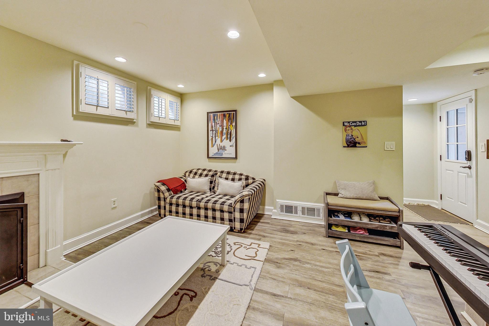 4831 Calvert Street Northwest Washington, DC 20007 - Photo 34 of 44