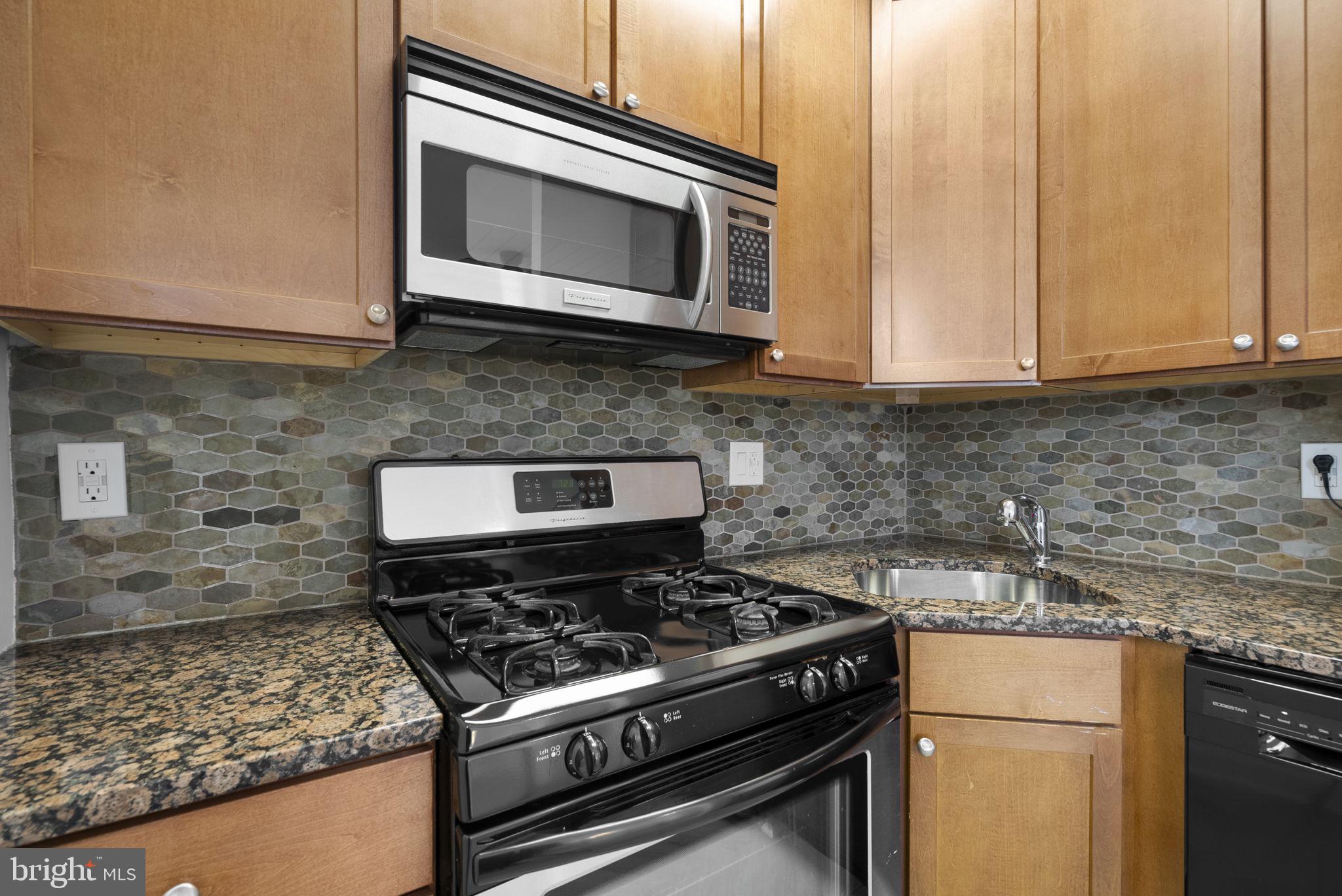 1816 Kalorama Road Northwest, Unit 304 Washington, DC 20009 - Photo 14 of 24