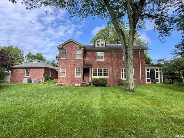 $279,900 | 360 North Normal Street, Macomb, IL 61455