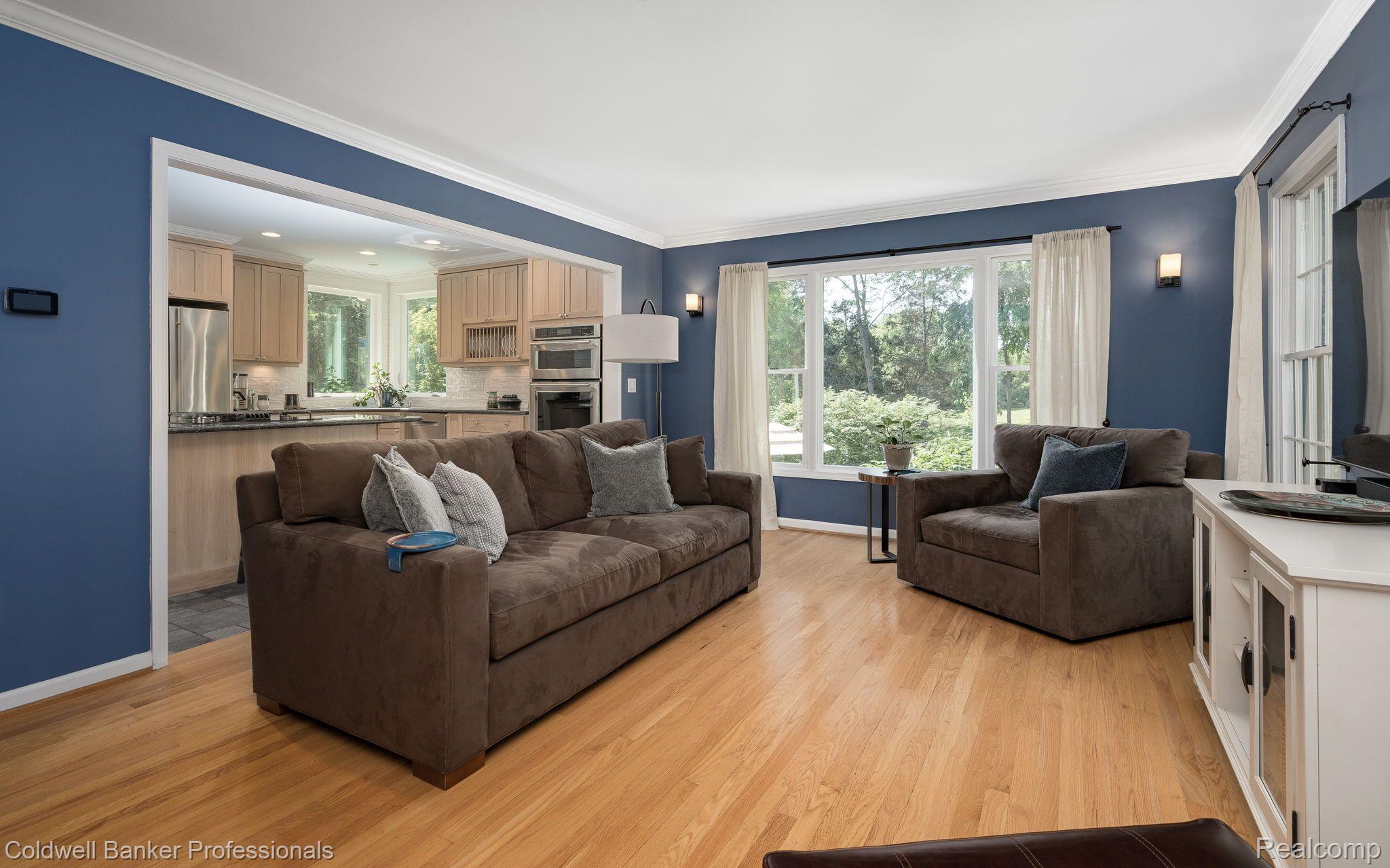 6540 Springfield Lane Clarkston, MI 48346 - Photo 6 of 57 Gallery Image 6