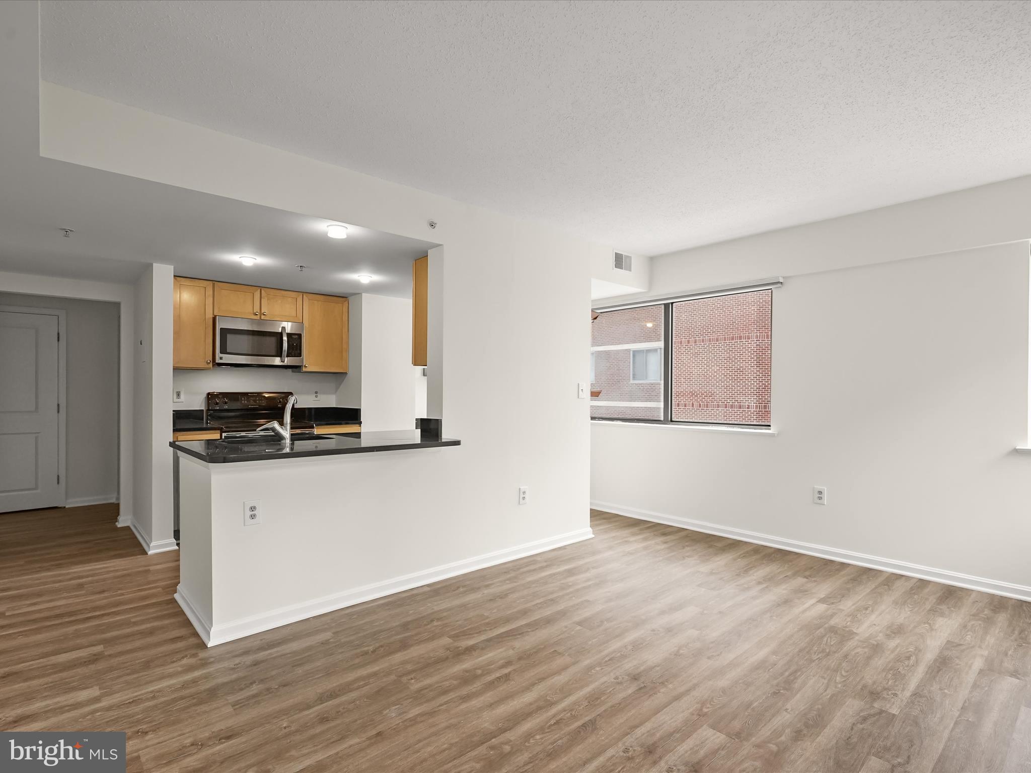 1225 13th Street Northwest, Unit 407 Washington, DC 20005 - Photo 6 of 18 13th017
