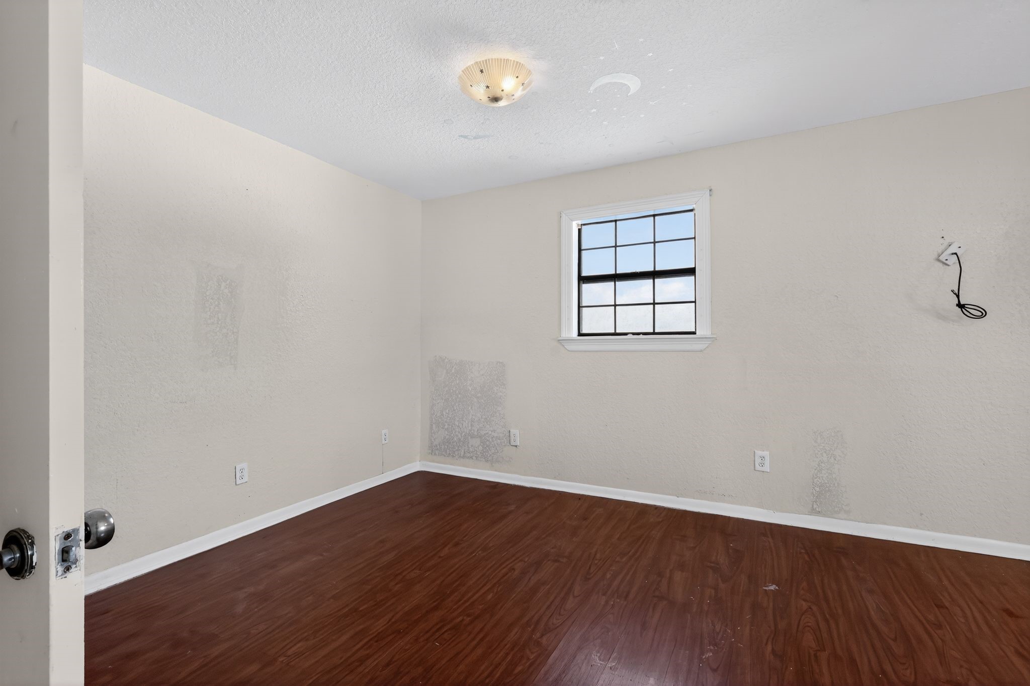 712 East Peach Street Angleton, TX 77515 - Photo 13 of 44