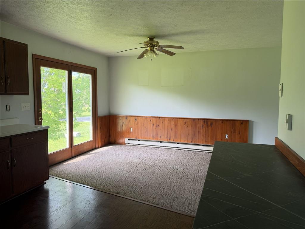 362 Stoneboro Road Grove City, PA 16127 - Photo 5 of 20 DINING AREA
