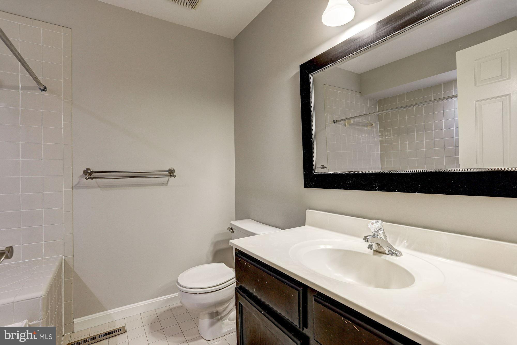 5233 Columbia Road, Unit 567 Columbia, MD 21044 - Photo 24 of 55 Hall Bath