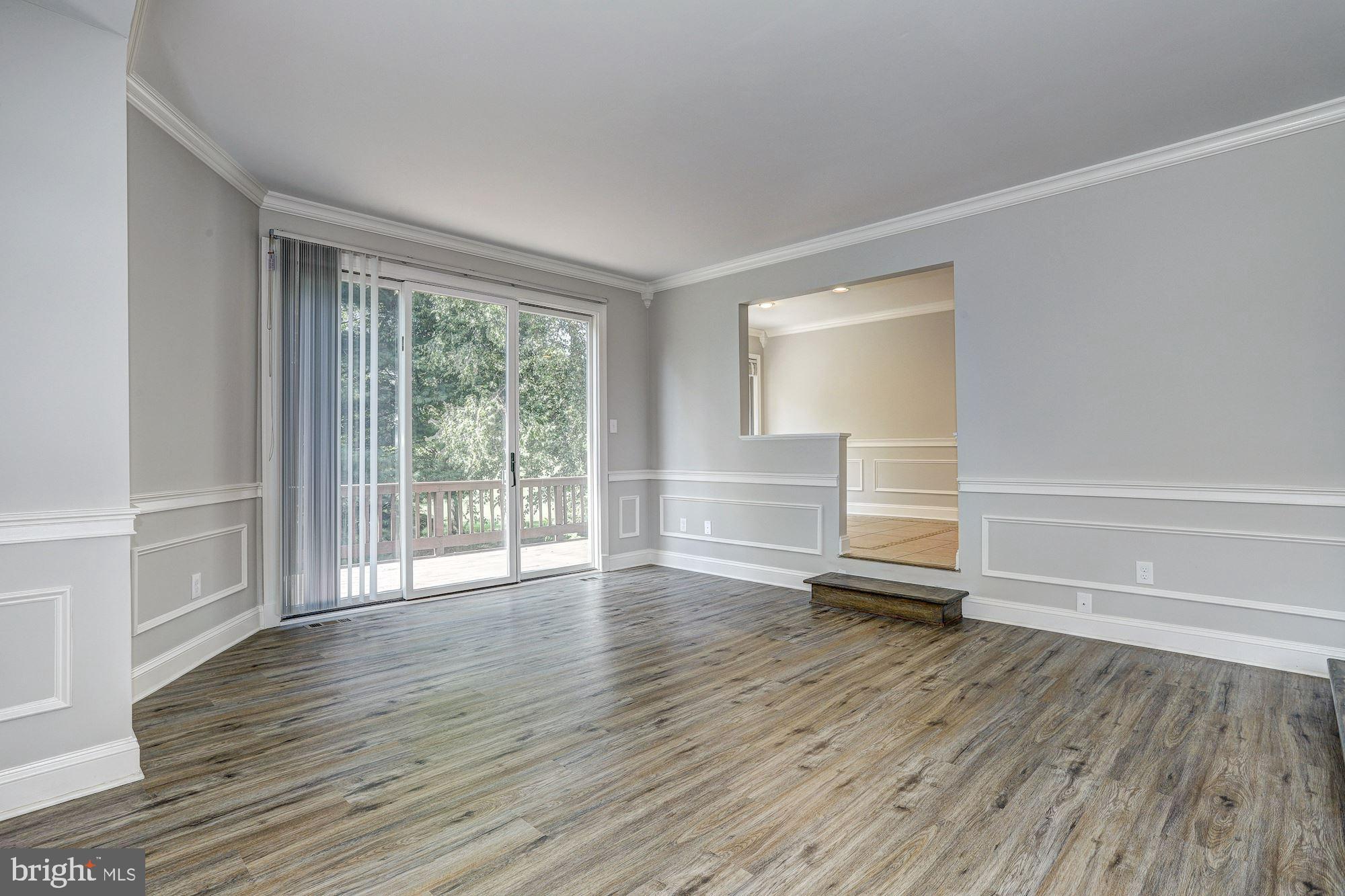 5233 Columbia Road, Unit 567 Columbia, MD 21044 - Photo 7 of 55 Living Room